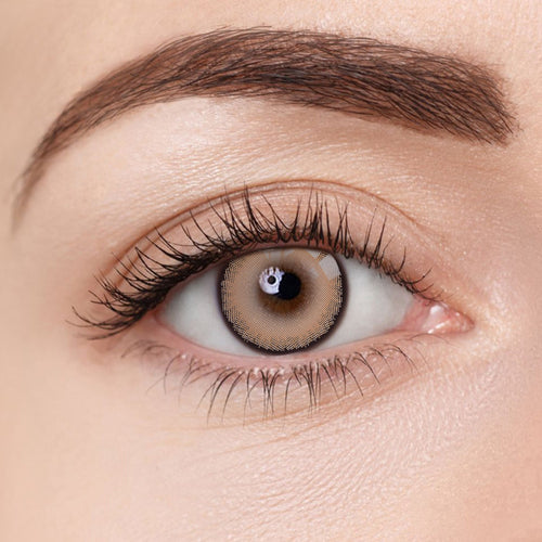 Aura Lens colored contact lenses in Aura Hazel – warm hazel lenses blending green and brown tones for a natural, captivating eye look.